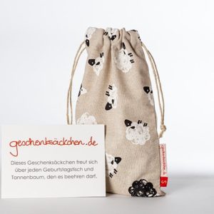 Geschenksäckchen mit Muster - Schafe auf hellem Grund - mit Postkarte (front)